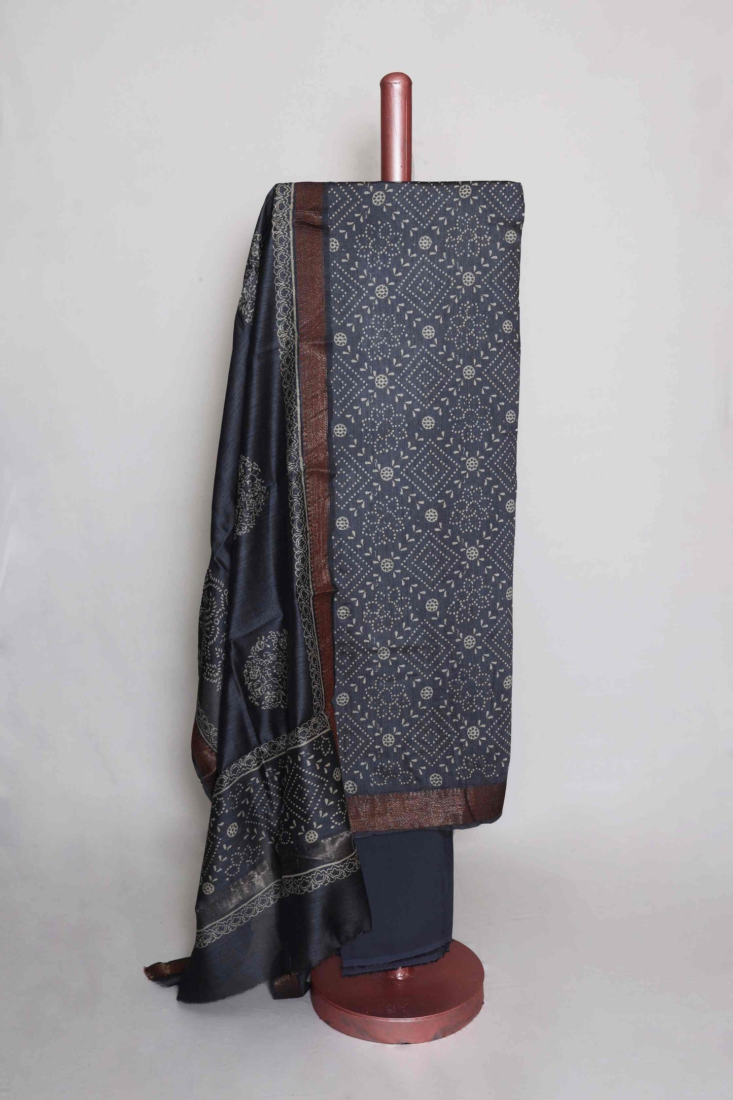 GREY PRINTED TUSSAR SILK ZARI BORDER UNSTITCHED SUIT SET