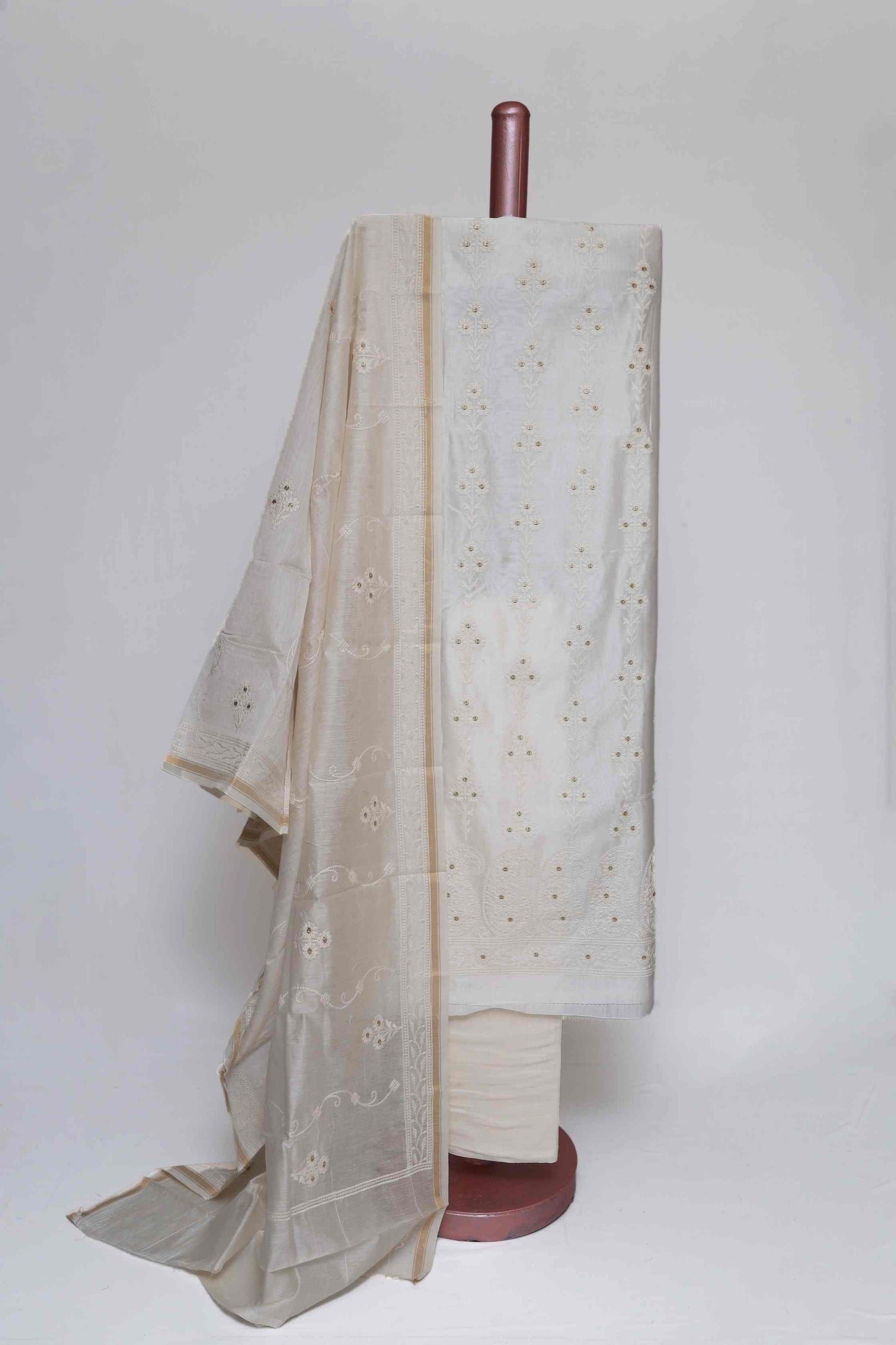 WHITE CHANDERI EMBROIDERED UNSTITCHED SUIT SET
