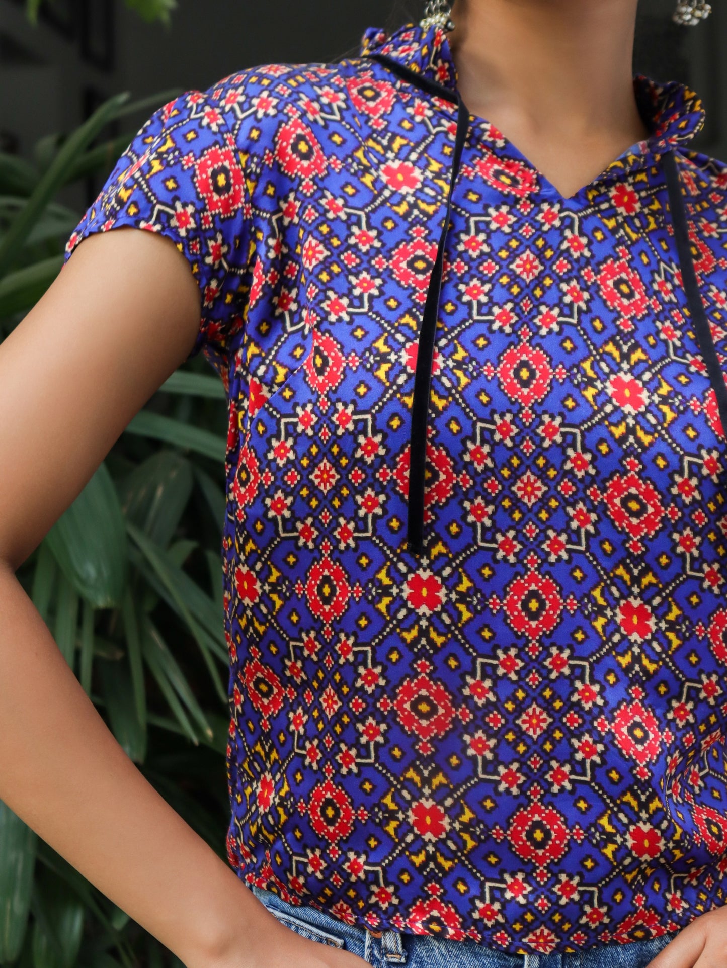MEZZE GEOMETRIC TOP