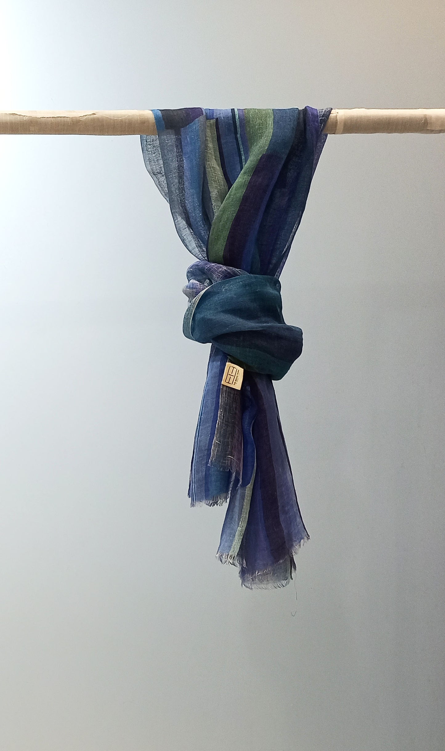 BLUE SPECTRUM SCARF