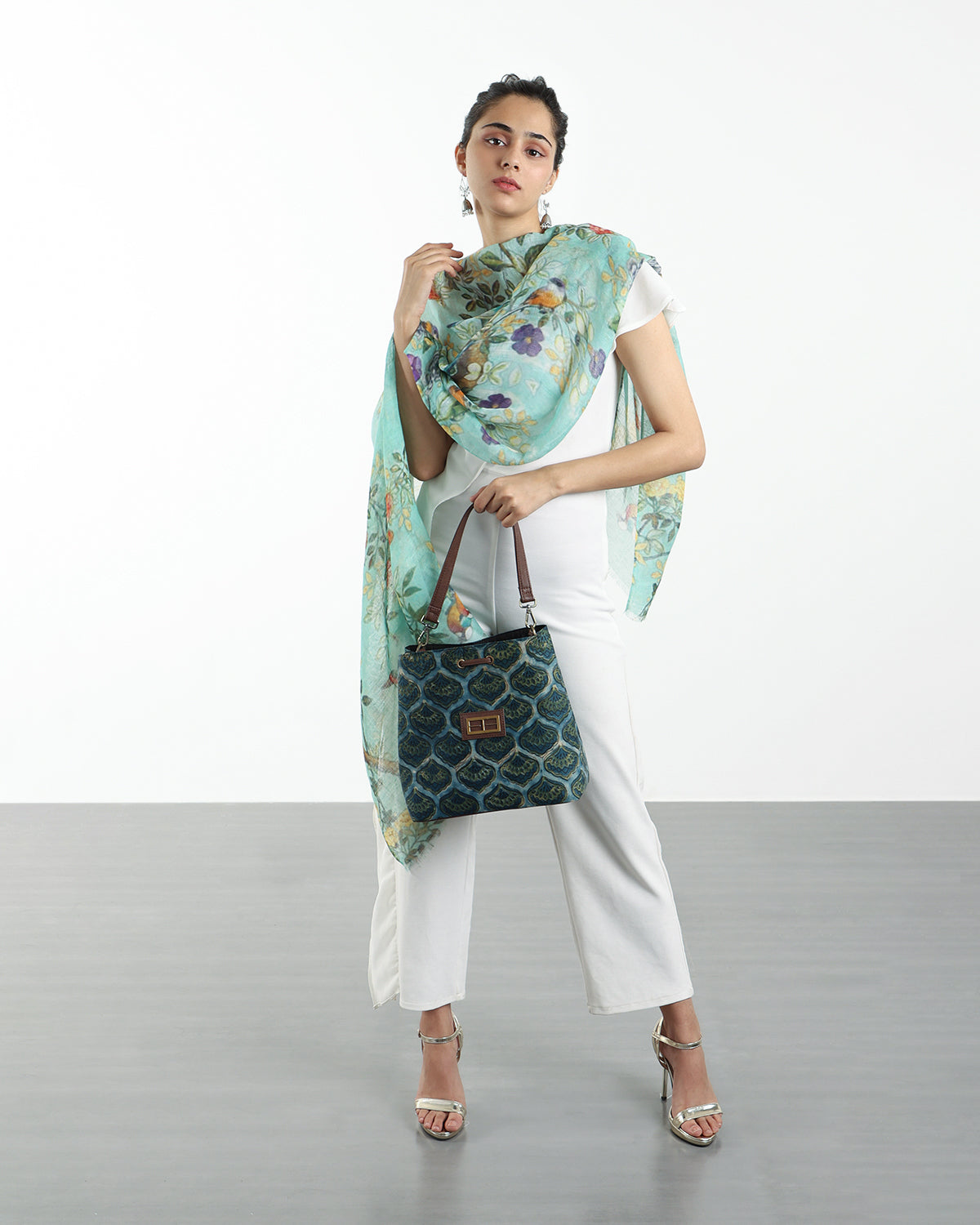 PEACOCK DANCE HAND BAG
