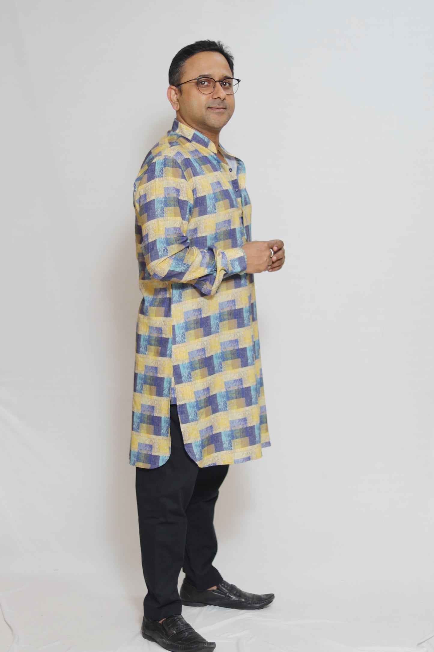 GEOMETRIC PRINTED MEN'S KURTA