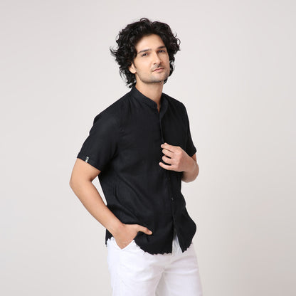 BLACK STAPLE SHIRT